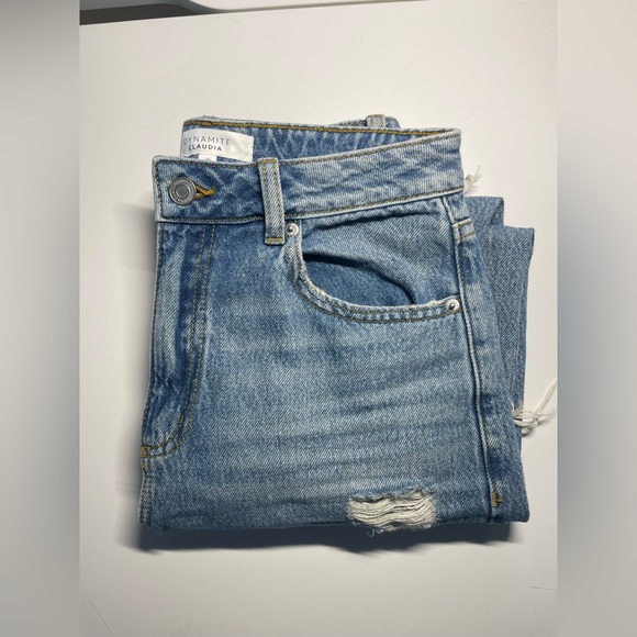 DYNAMITE Claudia Mom Jeans - Picture 6 of 8